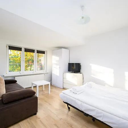 3 Maja 32b -a & C By Homeprime