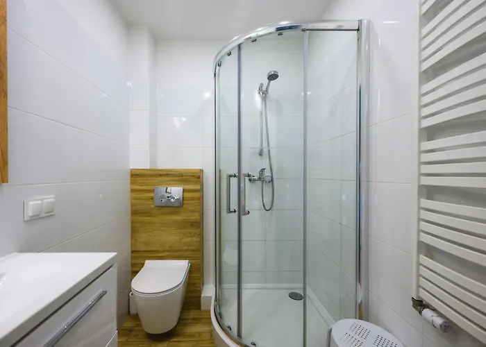 3 Maja 32b -a & C By Homeprime