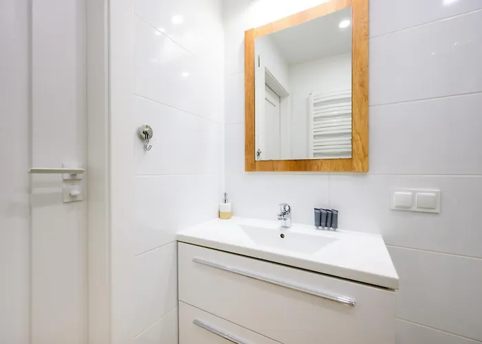 3 Maja 32b -a & C By Homeprime Sopot